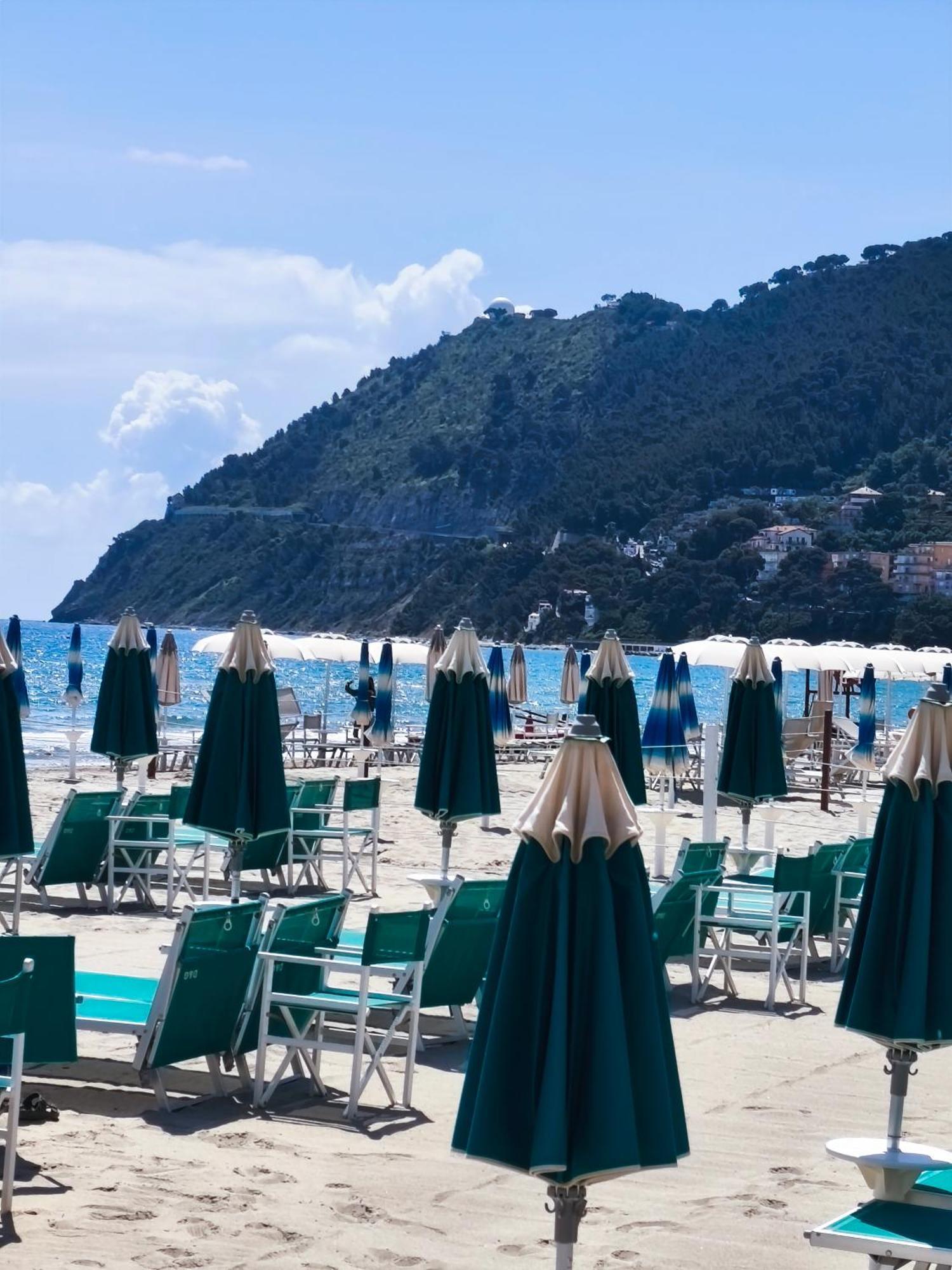 Spectacular Sea View - 3 Minutes Walk From The Sea Villa Laigueglia Buitenkant foto